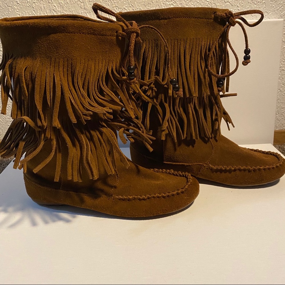 Minnetonka Fringed Mid Calf Moccasin Boots NWOT